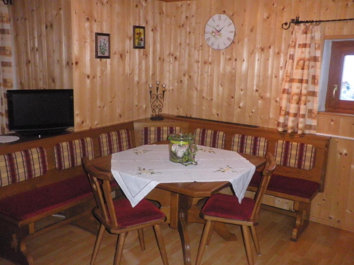 Ferienhaus Regina เวอร์เฟนแวง ภายนอก รูปภาพ